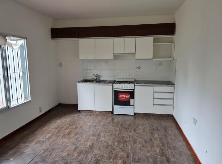 Casa · 90m² · 4 Ambientes · 1 Cochera