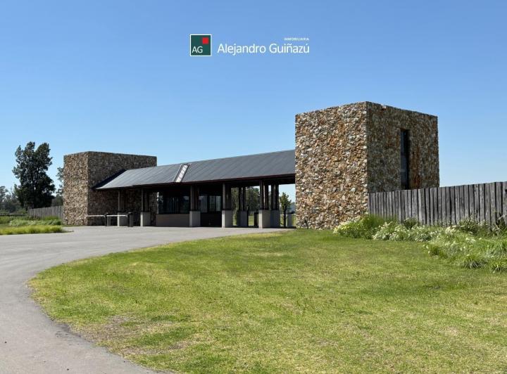 Terreno · 800m²