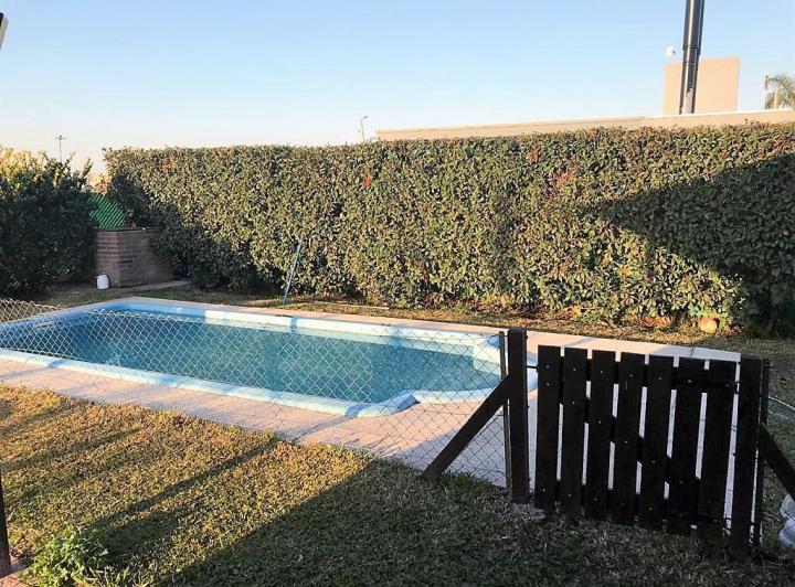 Casa · 120m² · 4 Ambientes · 2 Cocheras