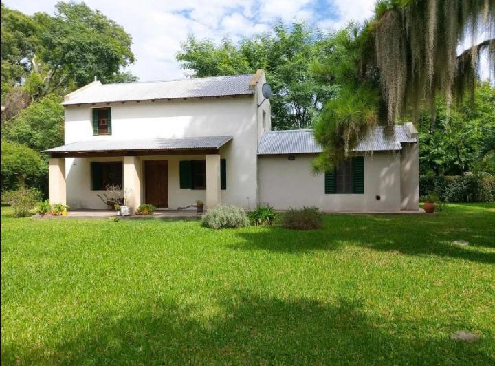 Casa · 150m² · 4 Ambientes · 1 Cochera