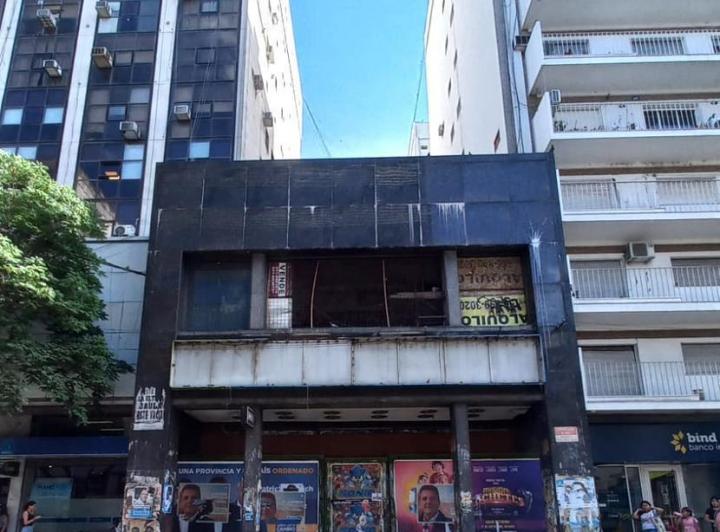 Local comercial · 692m²