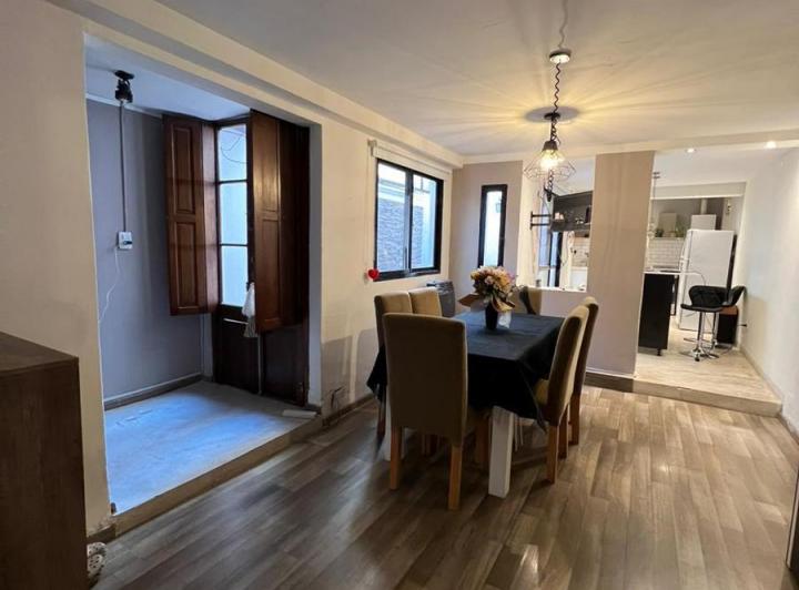 Casa · 130m² · 2 Dormitorios