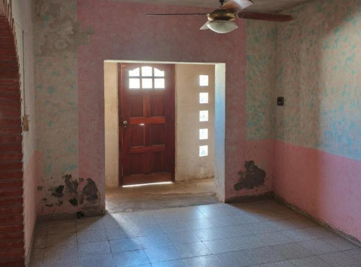 Casa · 79m² · 5 Ambientes · 1 Cochera