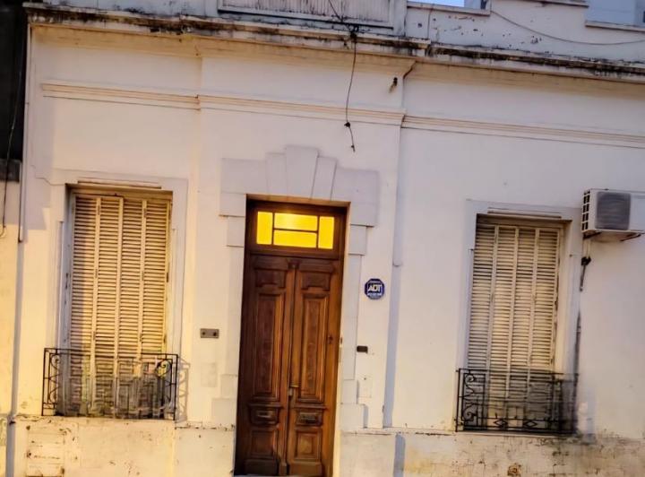 Casa · 191m² · 6 Ambientes · 1 Cochera