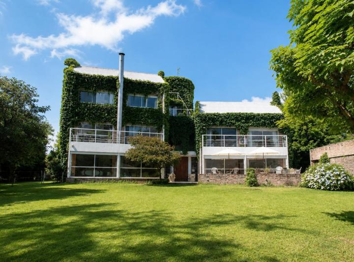 Casa · 500m² · 4 Dormitorios