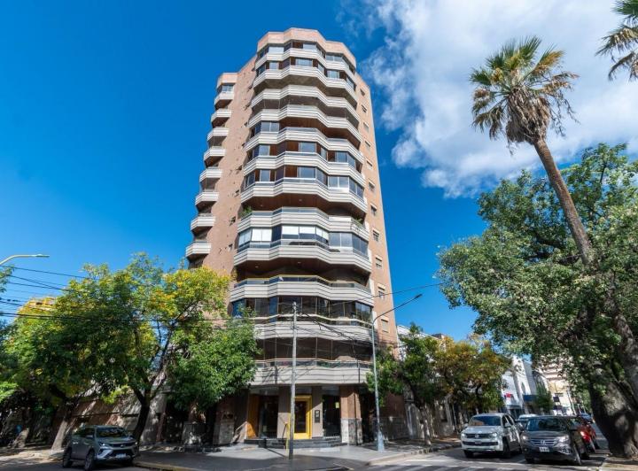Departamento · 130m² · 3 Dormitorios · 1 Cochera