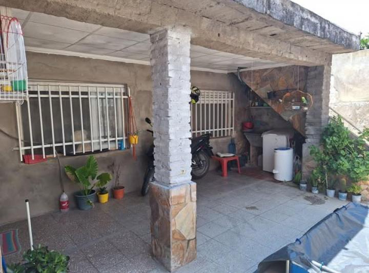 Casa · 80m² · 4 Ambientes