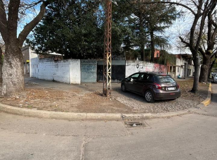 Casa · 10m² · 8 Cocheras