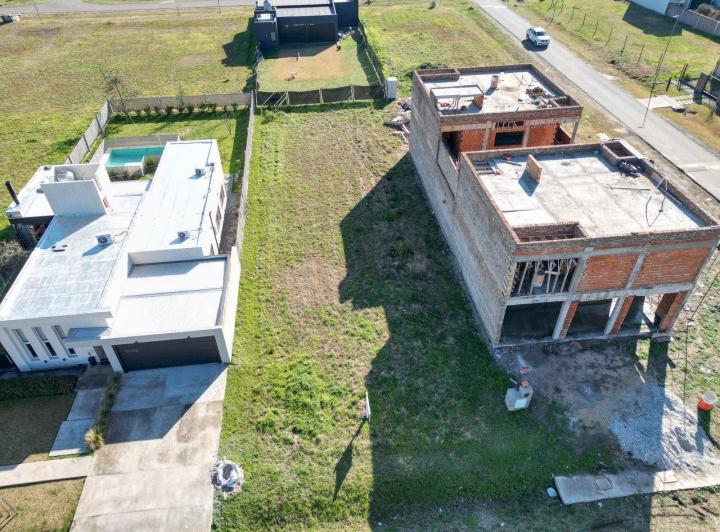 Terreno · 656m²