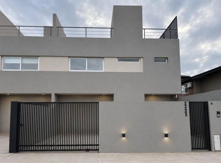 Casa · 150m² · 4 Ambientes · 1 Cochera