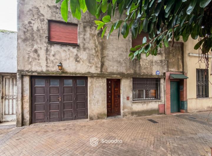 Casa · 101m² · 7 Ambientes · 1 Cochera