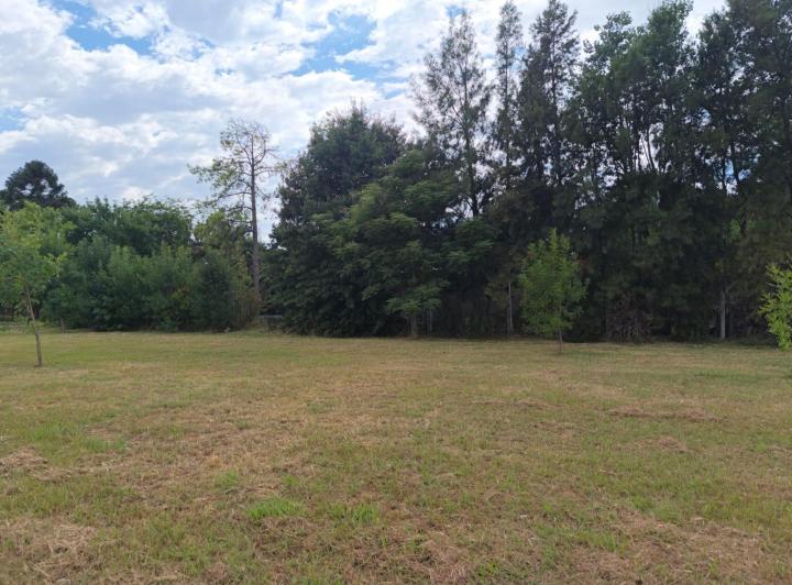Terreno · 690m²