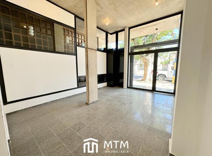 Local comercial · 32m² · 2 Ambientes