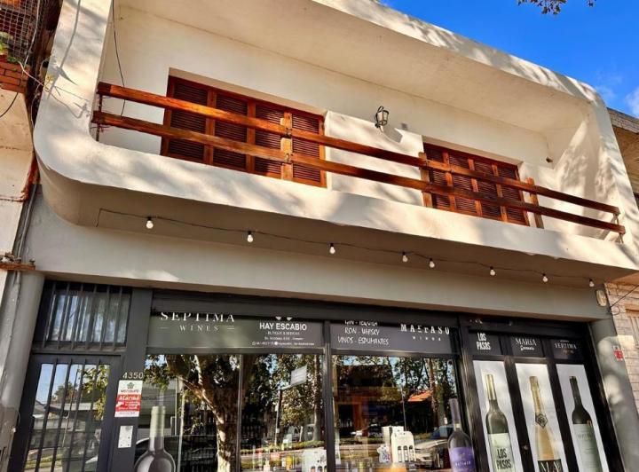 Local comercial · 300m² · 8 Ambientes
