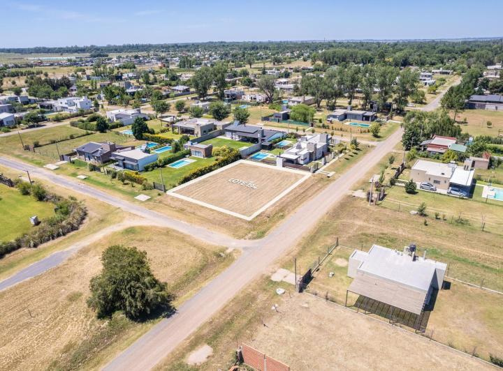 Terreno · 408m²