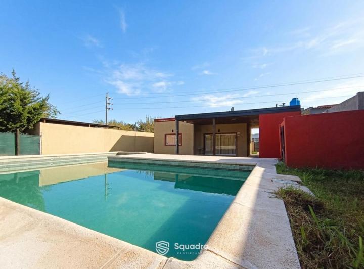 Casa · 79m² · 3 Ambientes · 2 Cocheras