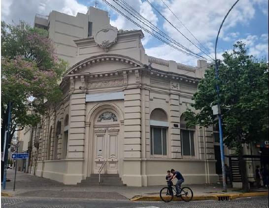Local comercial · 445m²
