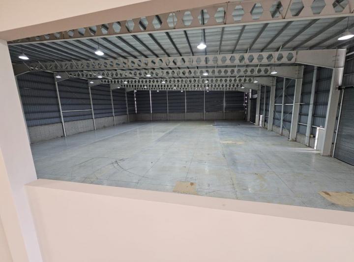 Bodega-Galpón · 2000m² · 2 Ambientes