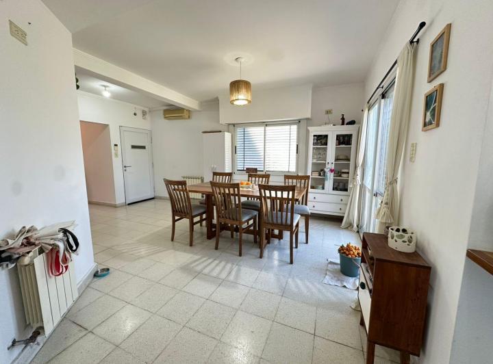 Casa · 137m² · 4 Ambientes · 1 Cochera