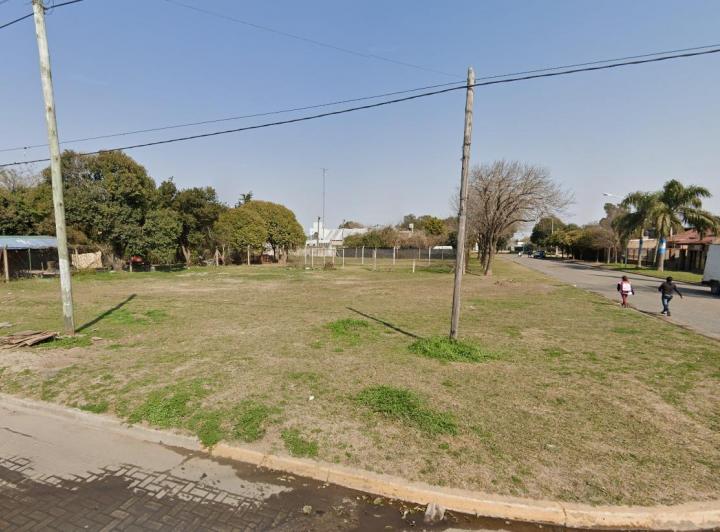 Terreno · 601m²