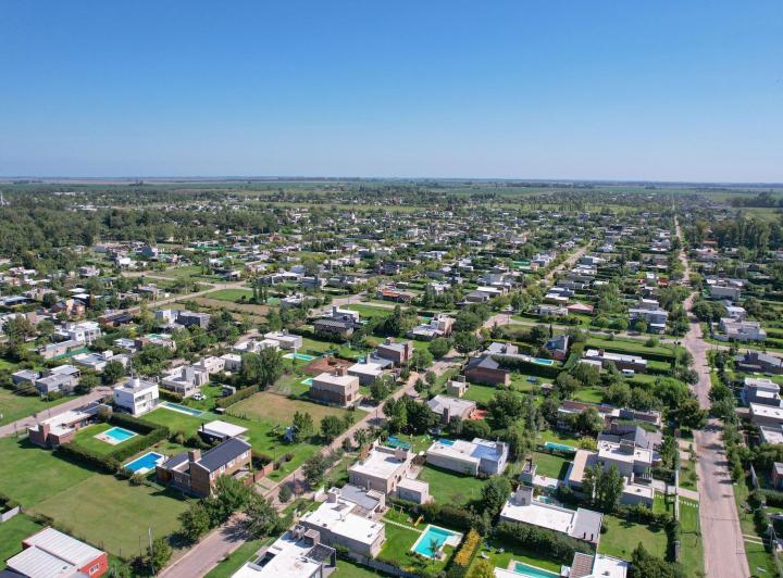 Terreno · 835m²