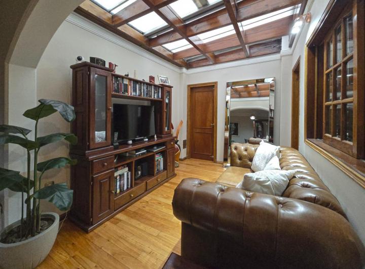 Departamento · 117m² · 5 Ambientes · 1 Cochera
