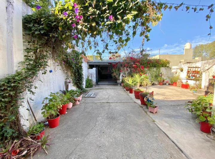 Casa · 70m² · 5 Ambientes