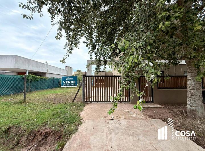 Casa · 67m² · 4 Ambientes · 1 Cochera