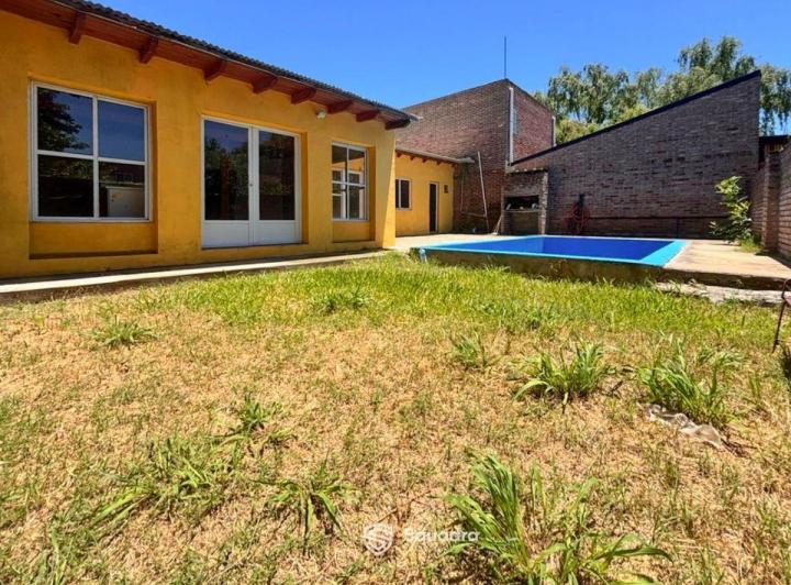 Casa · 81m² · 1 Ambiente · 1 Cochera