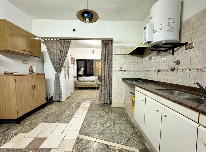 Casa · 280m² · 5 Ambientes · 1 Cochera