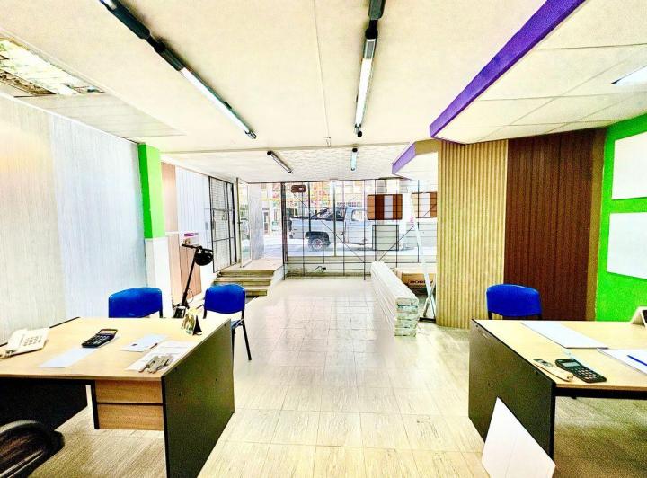 Local comercial · 190m² · 7 Ambientes