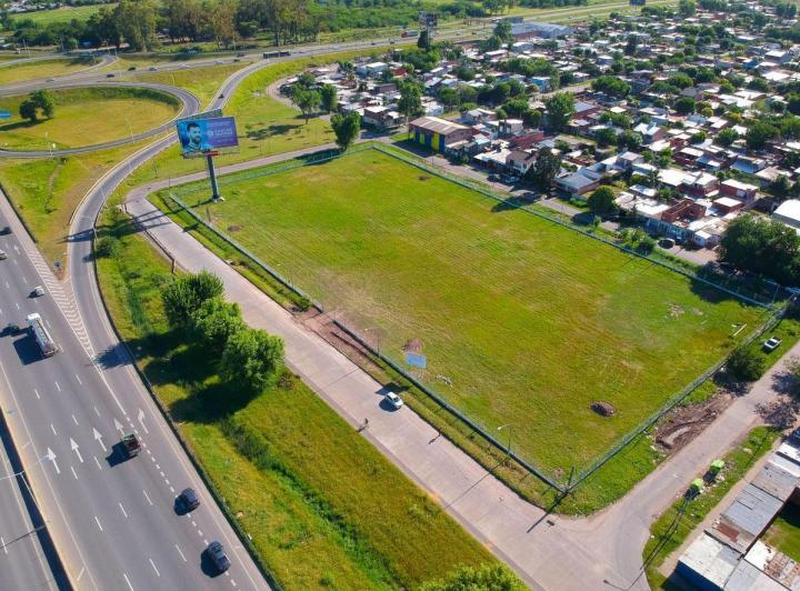 Terreno · 12438m²