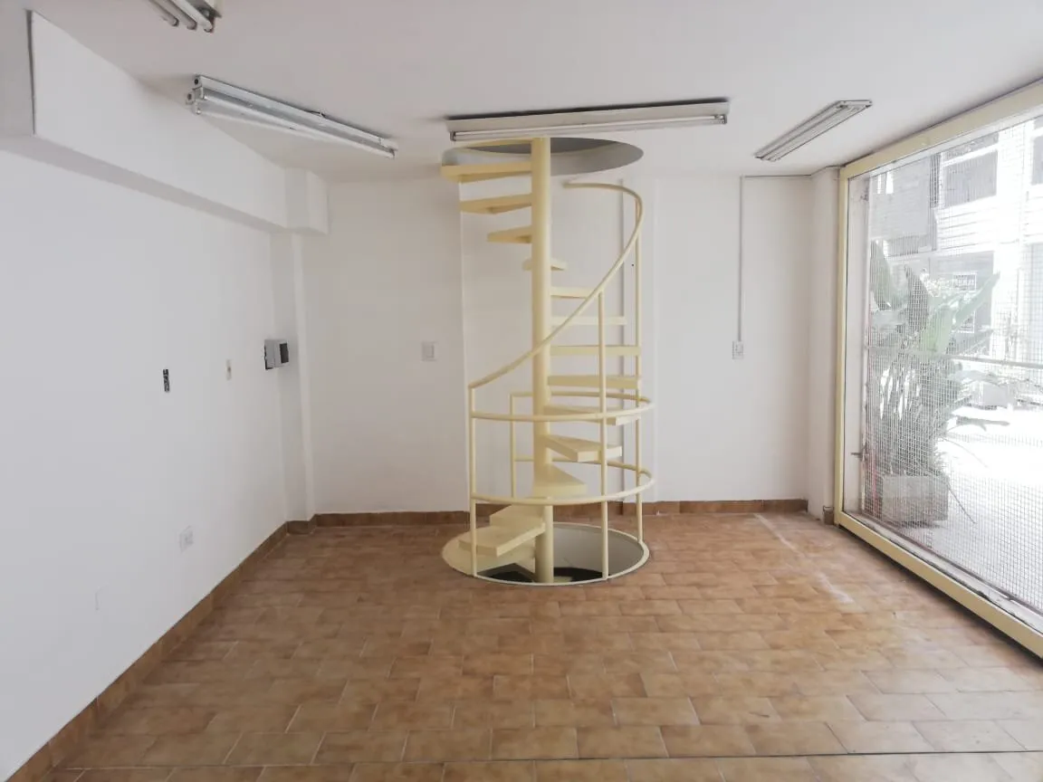 Local Comercial 72m² en San Martín 200 - Centro - Excelente Ubicación