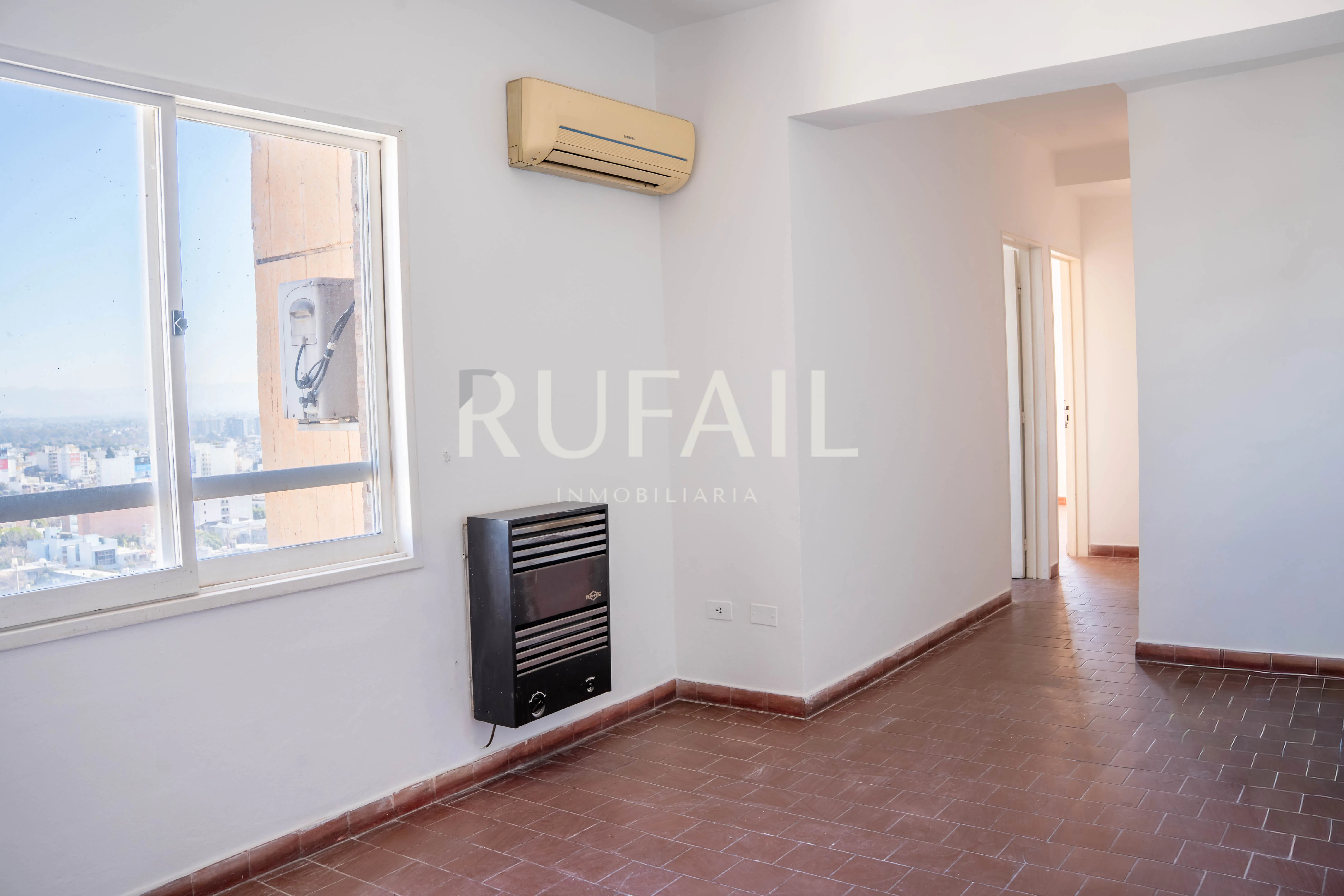 Bº ALTO ALBERDI . 27 DE ABRIL N 1900 . PISO ALTO . LUMINOSO . 2 DORM