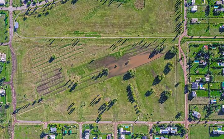 Terreno · 611m²