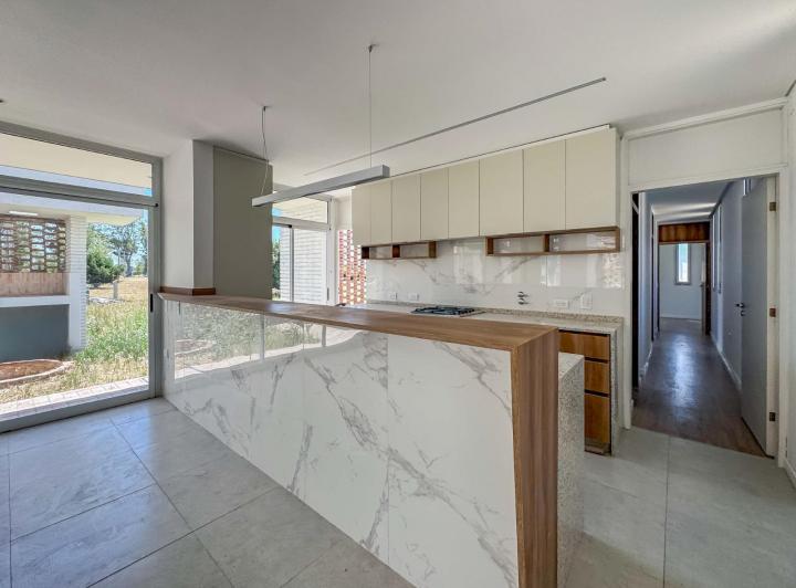 Casa · 109m² · 4 Ambientes · 1 Cochera