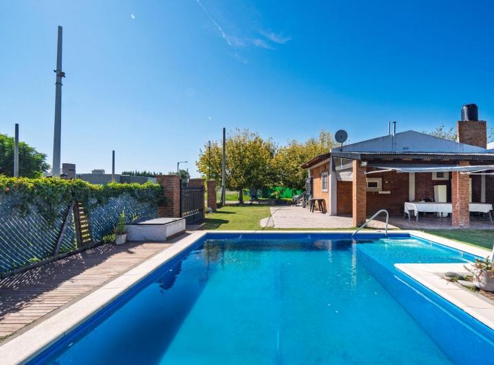 Casa · 84m² · 2 Ambientes · 1 Cochera