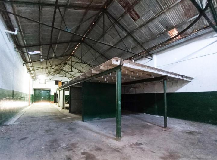 Bodega-Galpón · 620m²