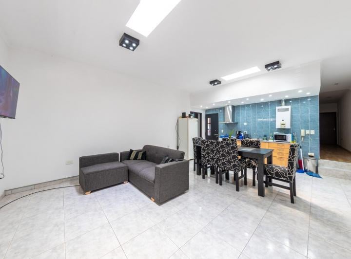 Casa · 170m² · 3 Ambientes · 2 Cocheras