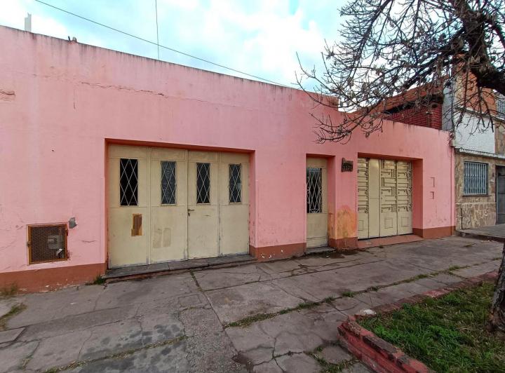 Casa · 141m² · 6 Ambientes · 1 Cochera