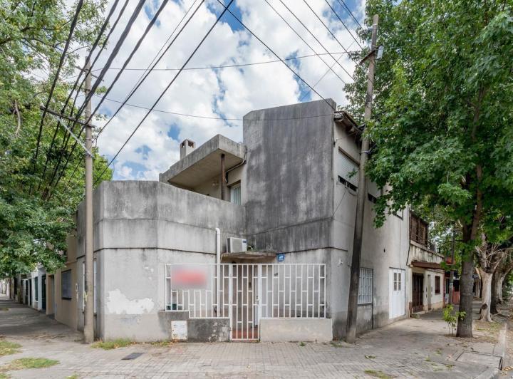 Casa · 120m² · 5 Ambientes · 1 Cochera