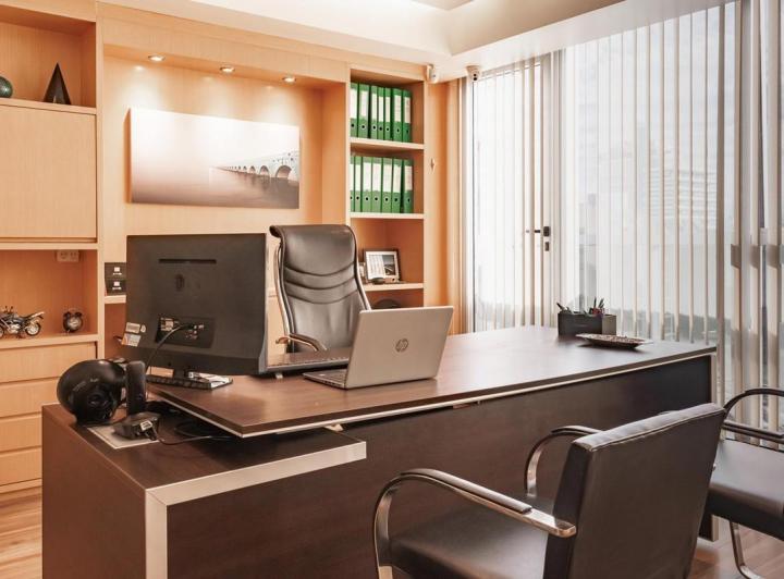 Oficina comercial · 160m² · 1 Ambiente · 1 Cochera