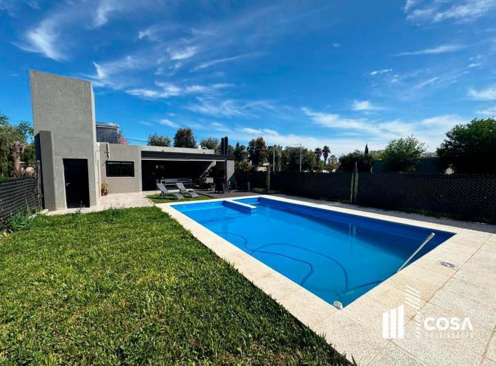 Casa · 148m² · 5 Ambientes · 1 Cochera