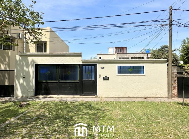 Casa · 150m² · 2 Dormitorios · 2 Cocheras