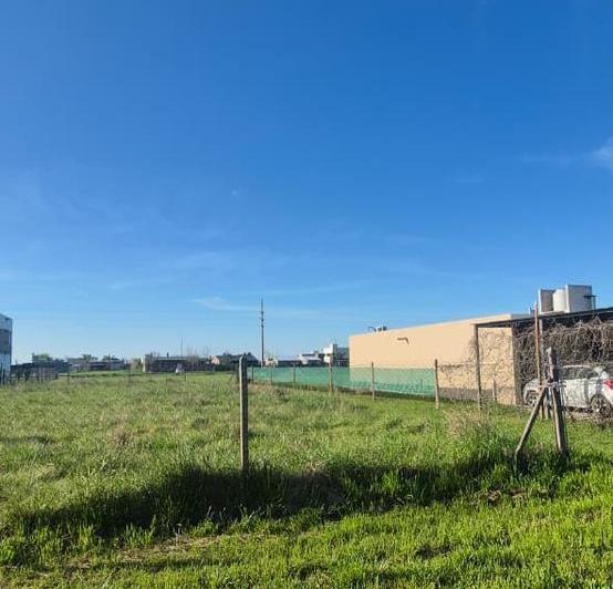 Terreno · 652m²