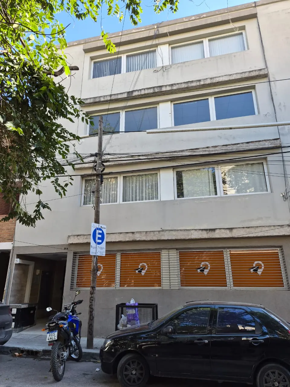Alquilo oficina en B° Alberdi, a 2 cuadras del Nuevo Centro Shopping