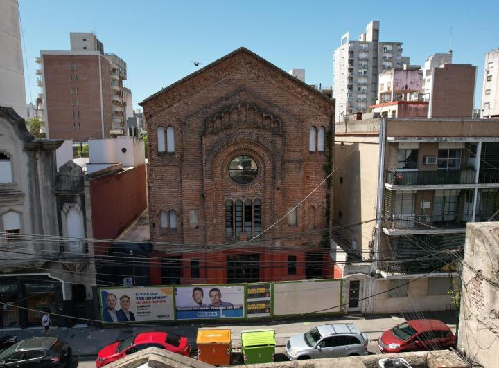 Local comercial · 900m² · 5 Ambientes
