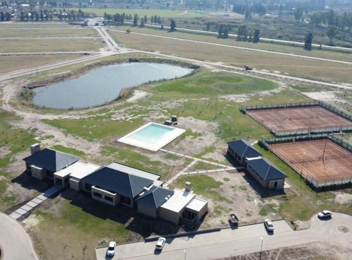 Terreno · 800m²