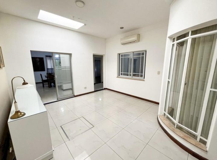Casa · 169m² · 3 Ambientes · 1 Cochera