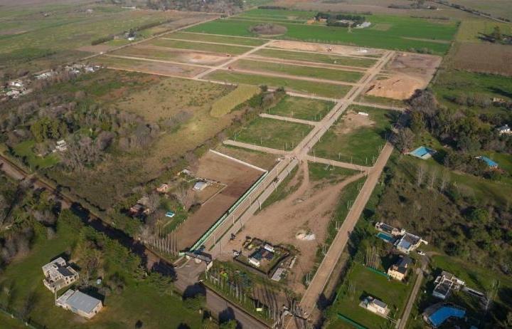 Terreno · 326m²